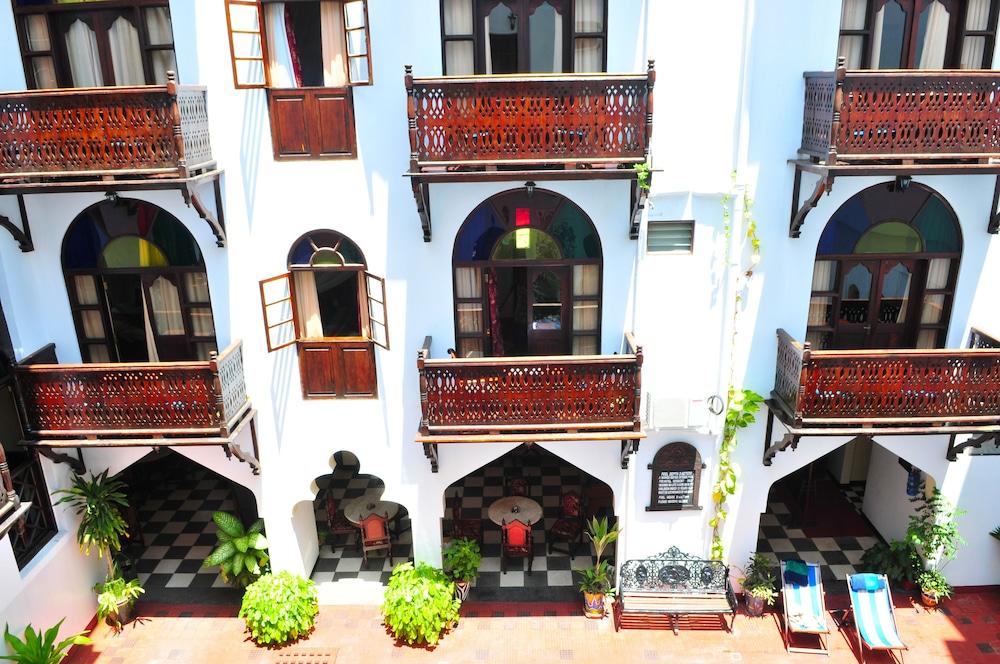 Dhow Palace Hotel Zanzibar Exterior photo